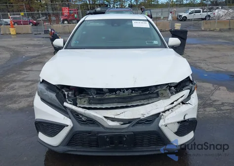 2022 Toyota Camry Se Hybrid z USA, uszkodzony, nr VIN 4T1G31AK7NU594559